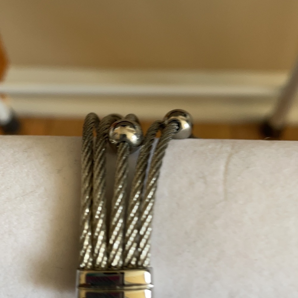 Stainless Steel 5 wire bracelet - Picture 3 of 3